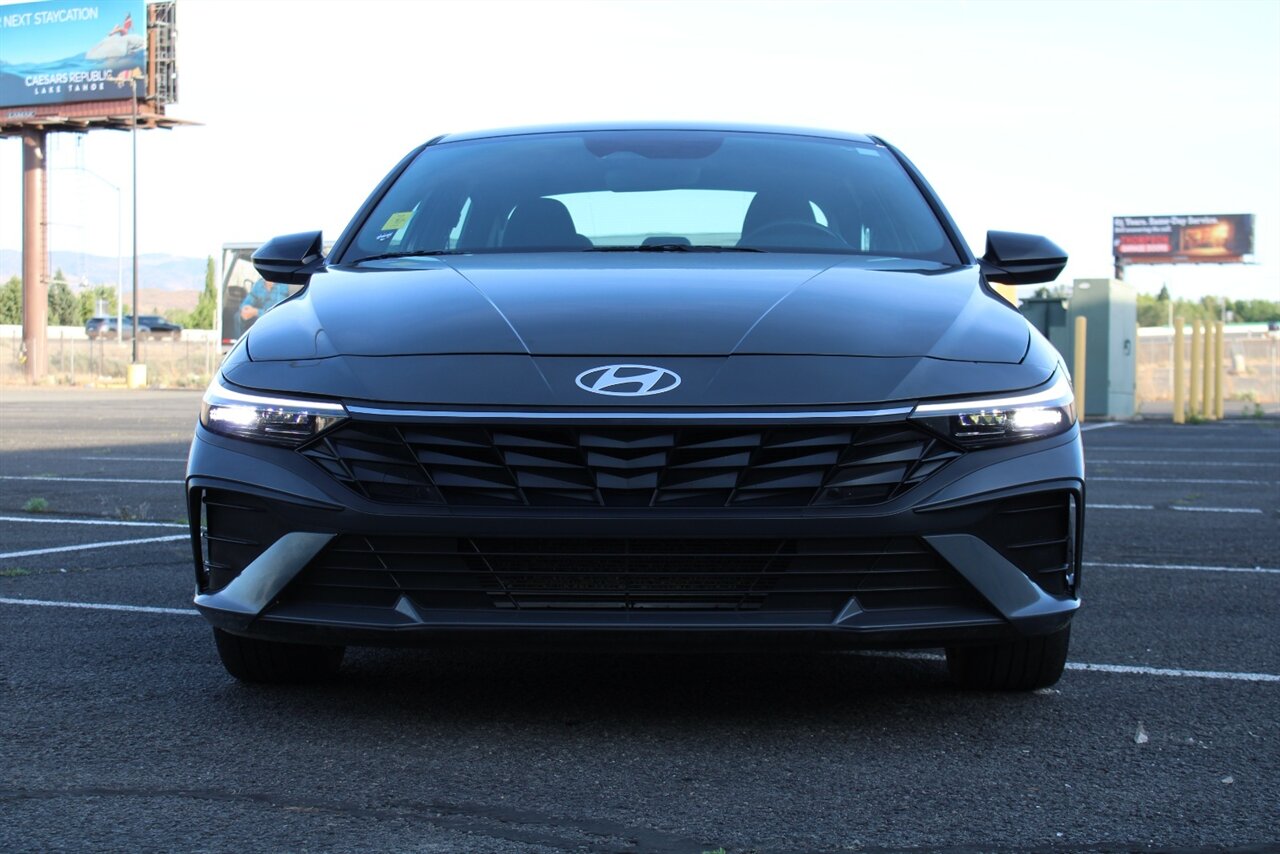 2025 Hyundai ELANTRA SEL Sport - Photo 3 - Reno, NV 89511