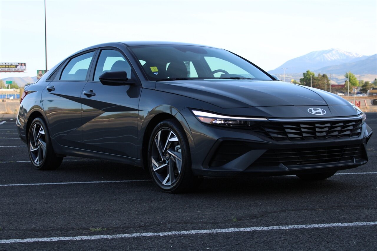 2025 Hyundai ELANTRA SEL Sport - Photo 4 - Reno, NV 89511