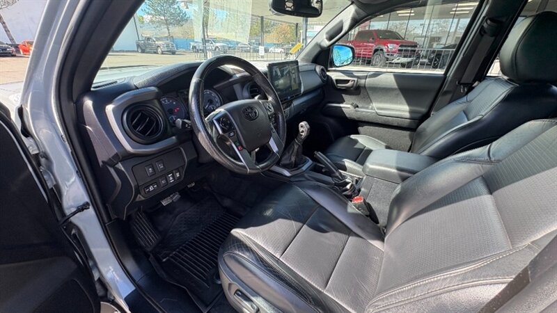 2021 Toyota Tacoma TRD Off-Road V6   - Photo 32 - Reno, NV 89511