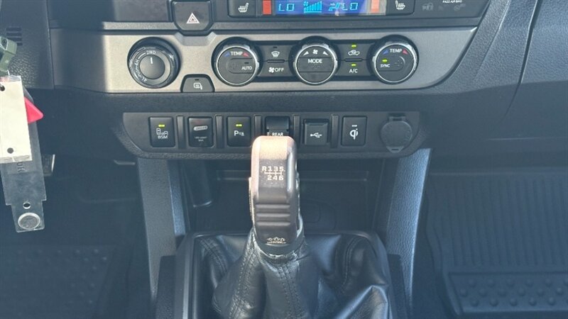 2021 Toyota Tacoma TRD Off-Road V6   - Photo 22 - Reno, NV 89511