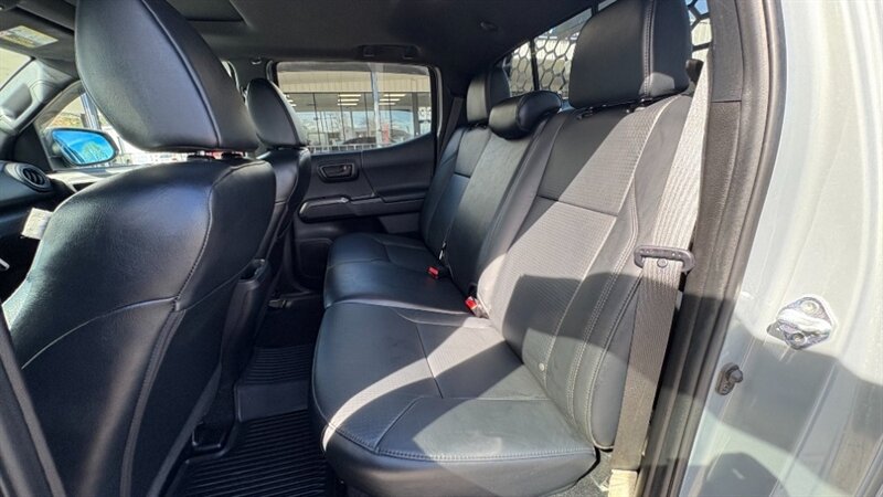 2021 Toyota Tacoma TRD Off-Road V6   - Photo 30 - Reno, NV 89511