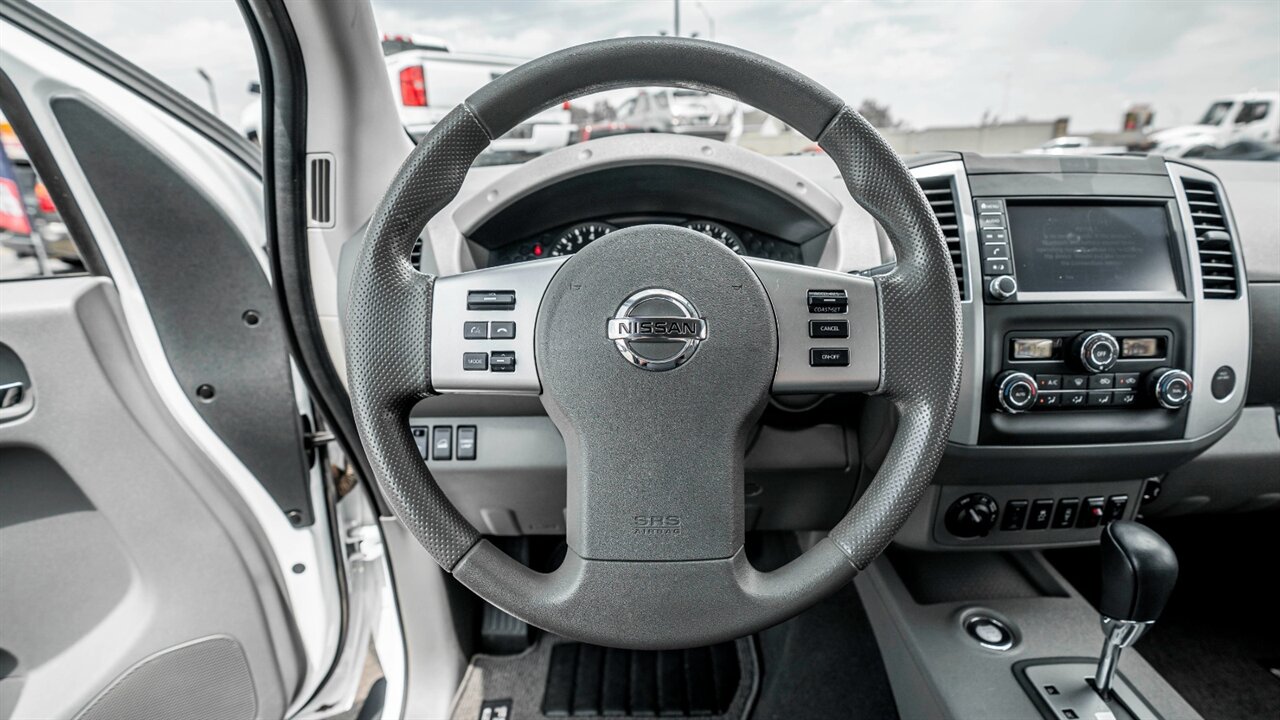 2020 Nissan Frontier SV Midnight Edition   - Photo 19 - Reno, NV 89502