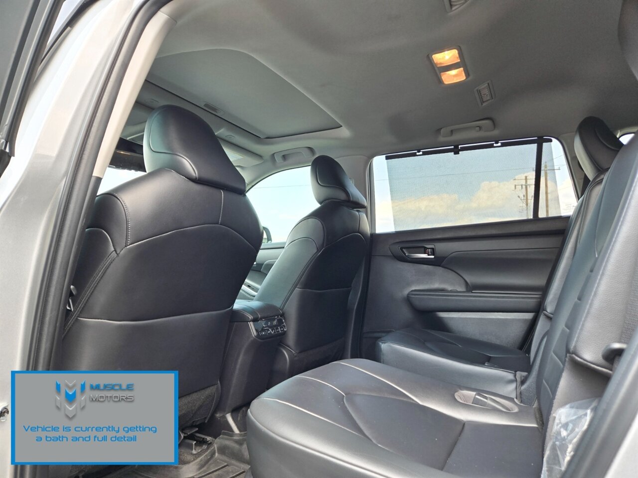 2023 Toyota Highlander XLE - Photo 14 - Reno, NV 89511