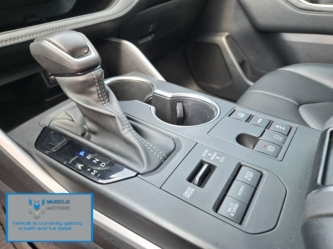 2023 Toyota Highlander XLE - Photo 13 - Reno, NV 89511