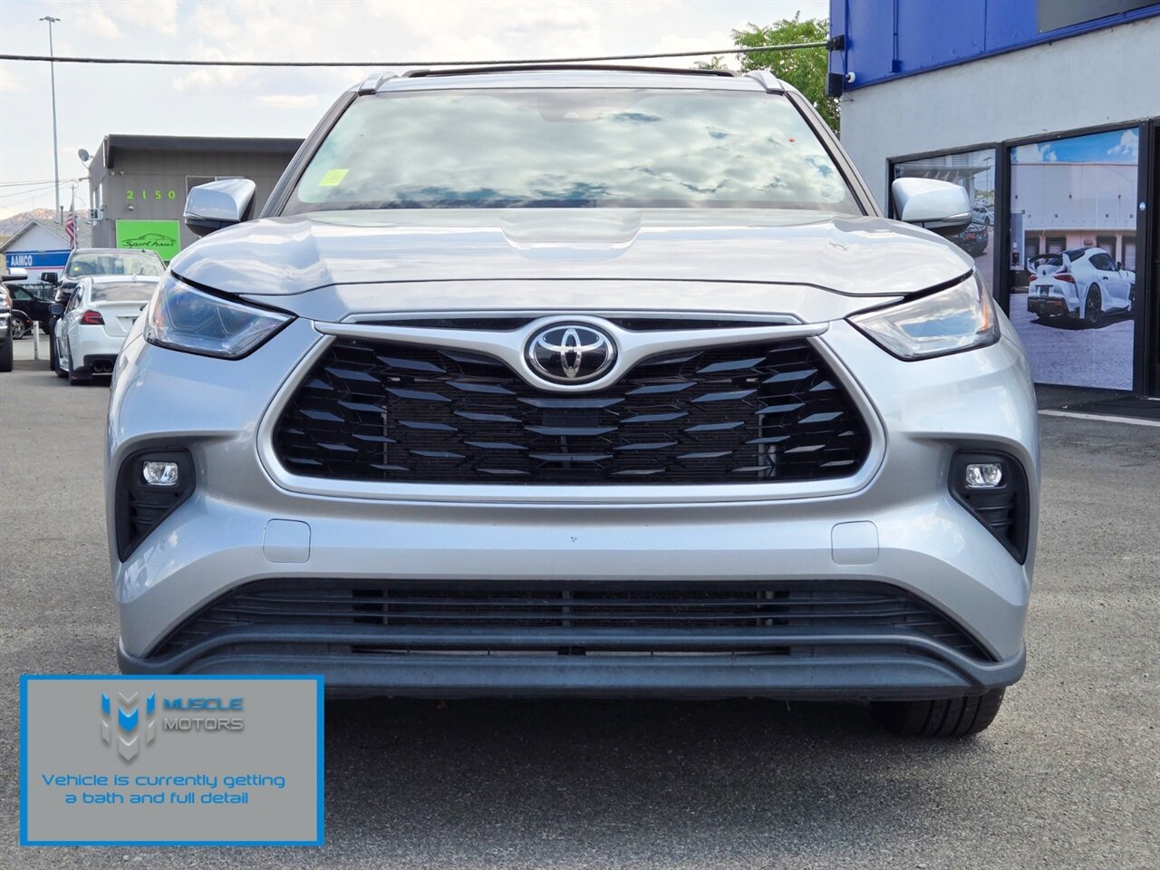 2023 Toyota Highlander XLE - Photo 4 - Reno, NV 89511
