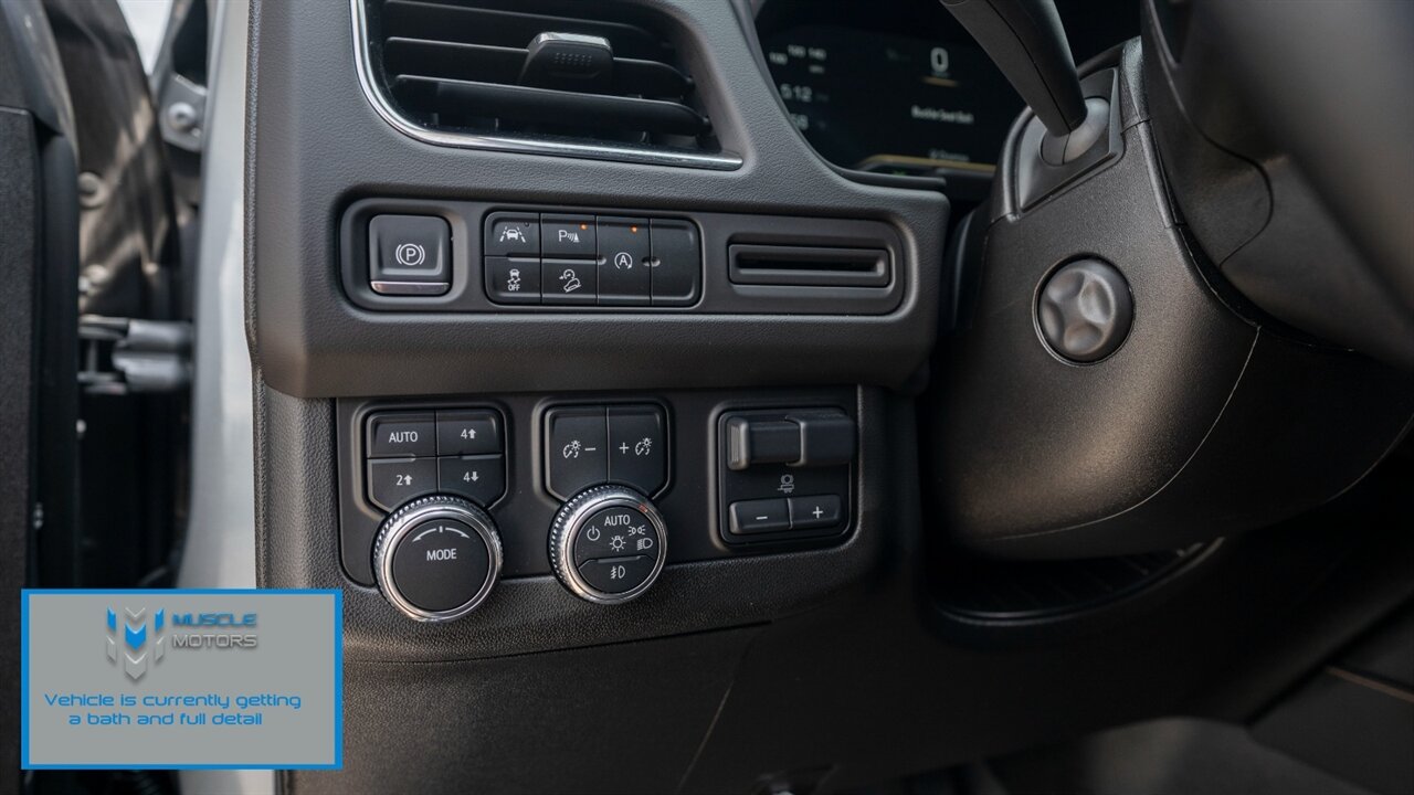 2023 GMC Yukon AT4   - Photo 18 - Reno, NV 89511