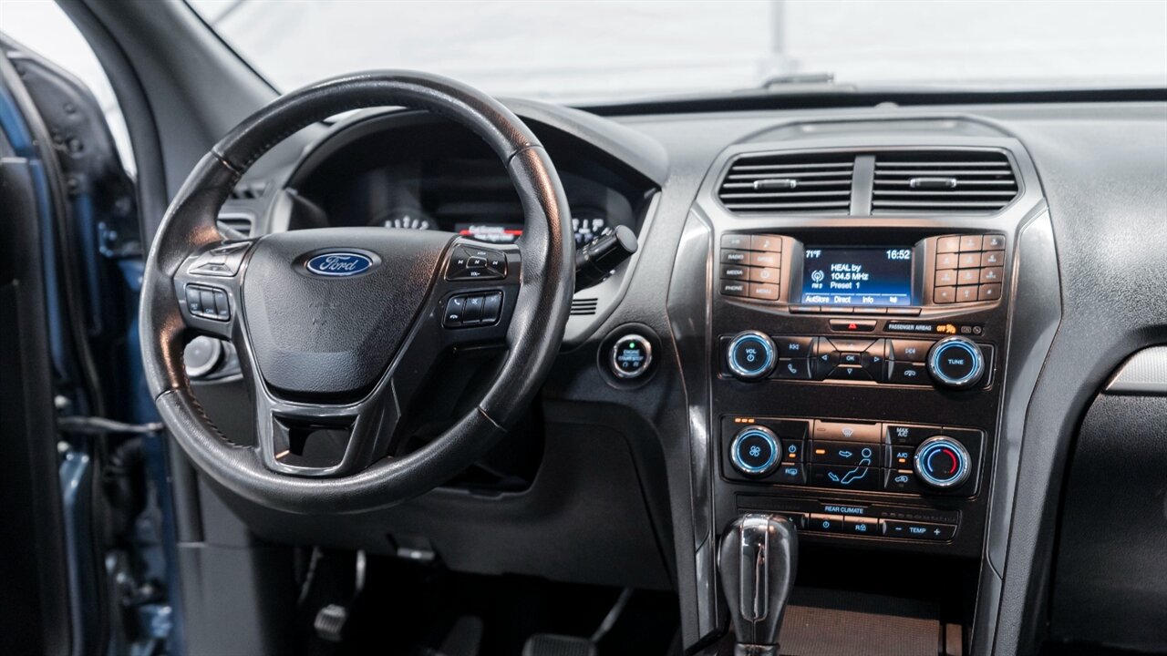 2019 Ford Explorer XLT   - Photo 15 - Reno, NV 89511