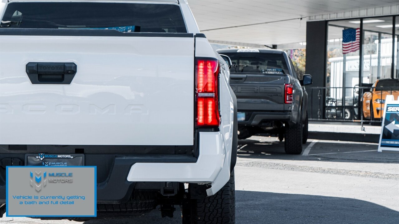 2024 Toyota Tacoma TRD Off-Road   - Photo 9 - Reno, NV 89511