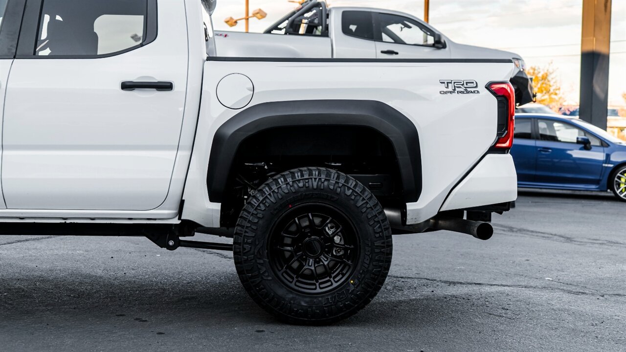 2024 Toyota Tacoma TRD Off-Road   - Photo 10 - Reno, NV 89511