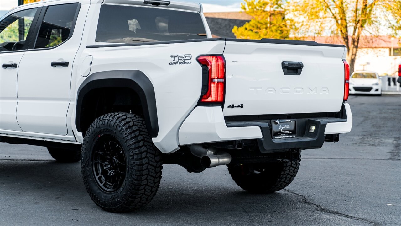 2024 Toyota Tacoma TRD Off-Road   - Photo 11 - Reno, NV 89511