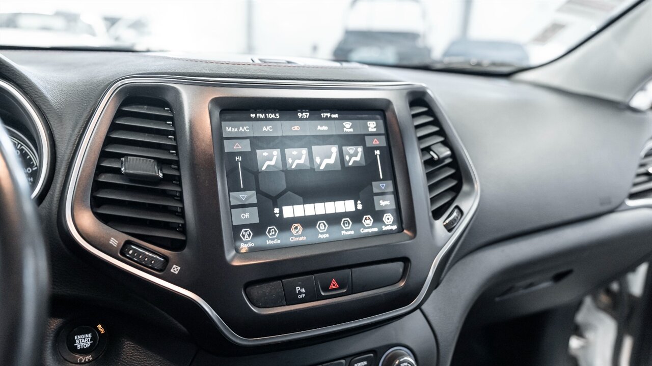 2019 Jeep Cherokee Trailhawk   - Photo 24 - Reno, NV 89511