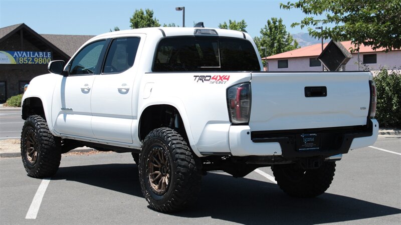 2021 Toyota Tacoma TRD Sport V6  