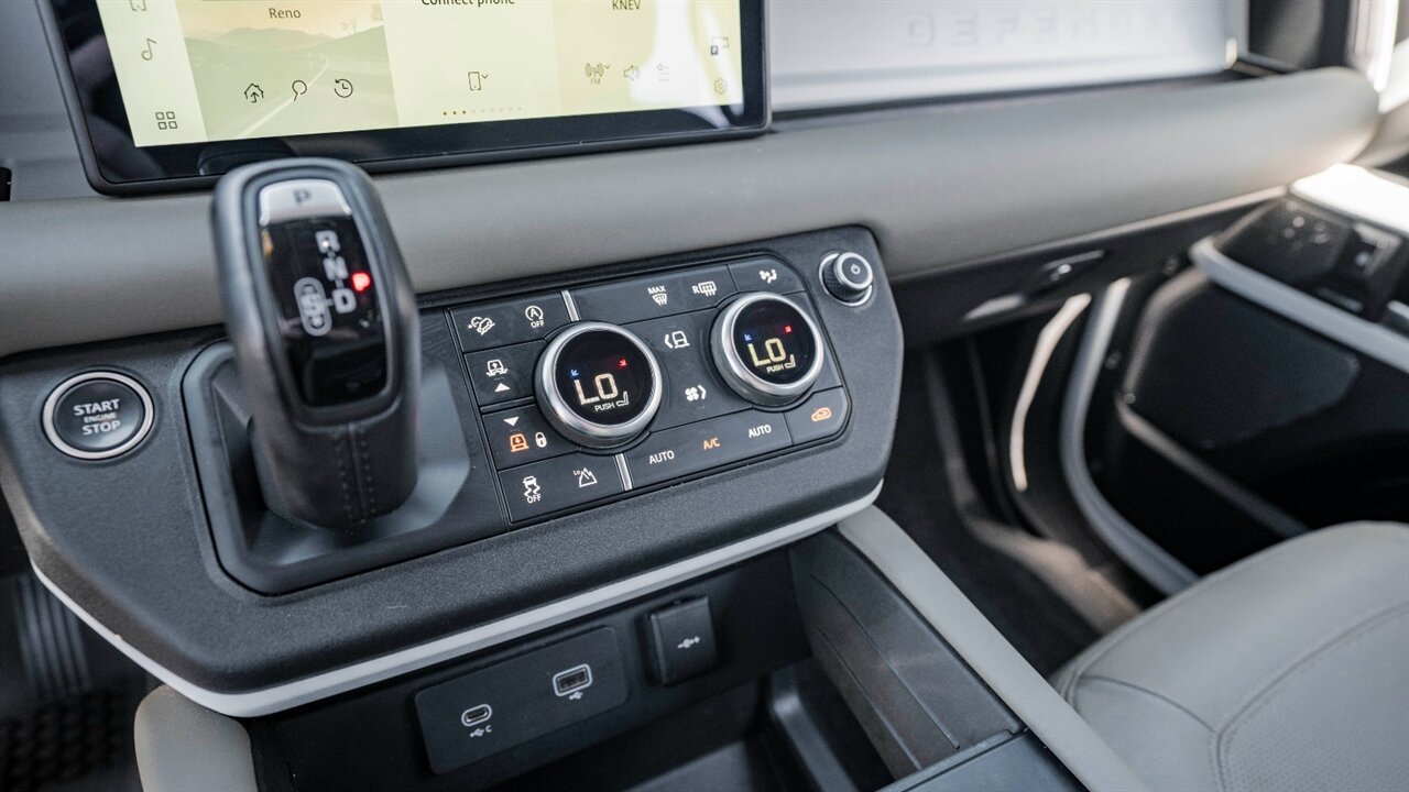 2024 Land Rover Defender S - Photo 32 - Reno, NV 89511