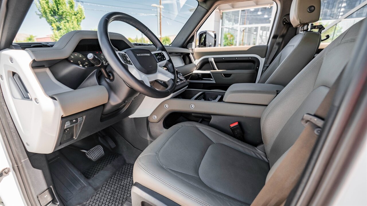 2024 Land Rover Defender S - Photo 18 - Reno, NV 89511