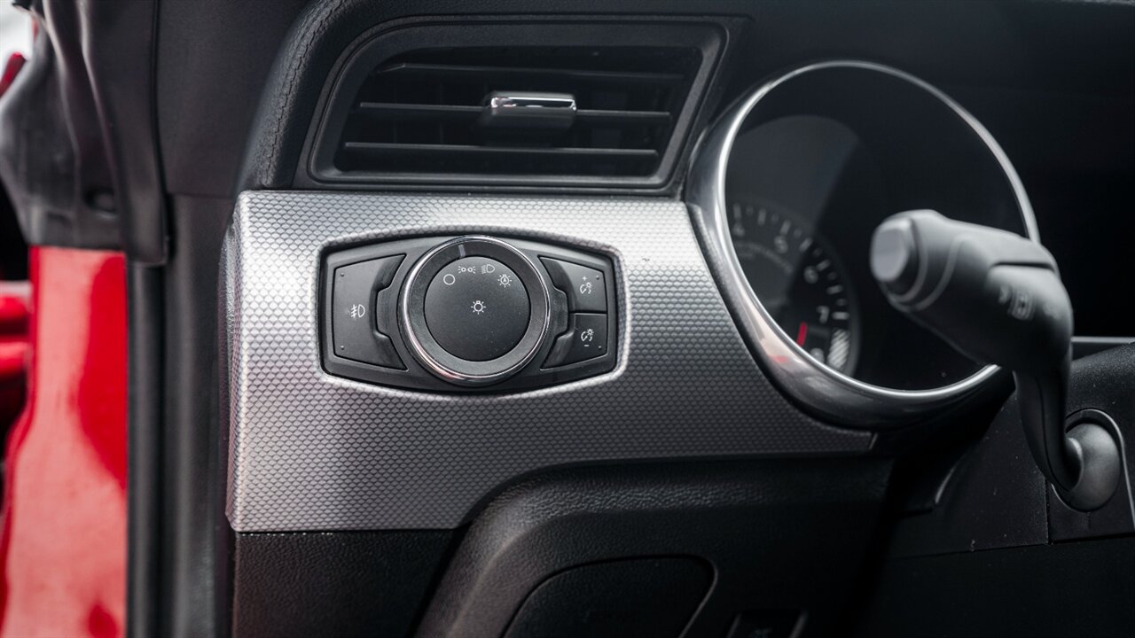 2021 Ford Mustang GT   - Photo 30 - Reno, NV 89511