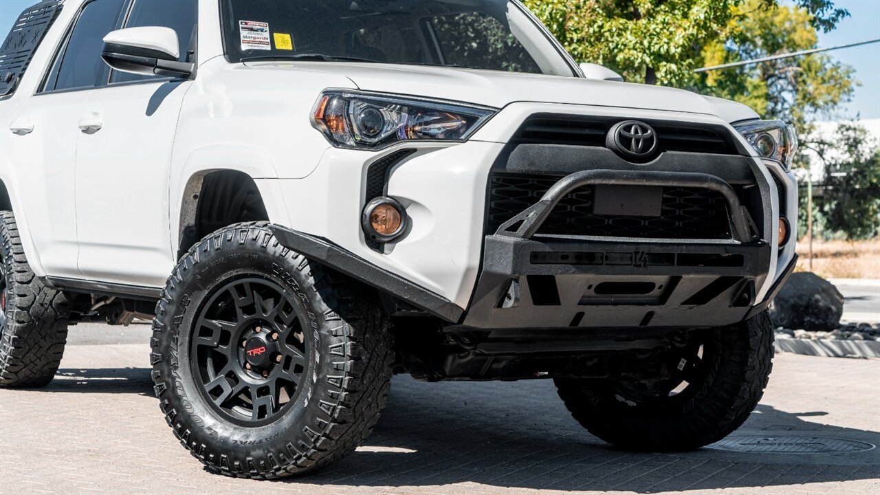 2020 Toyota 4Runner SR5   - Photo 9 - Reno, NV 89511