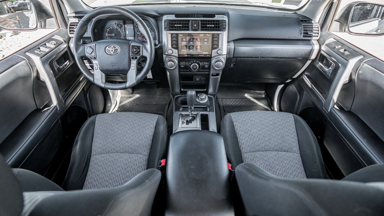 2020 Toyota 4Runner SR5   - Photo 19 - Reno, NV 89511