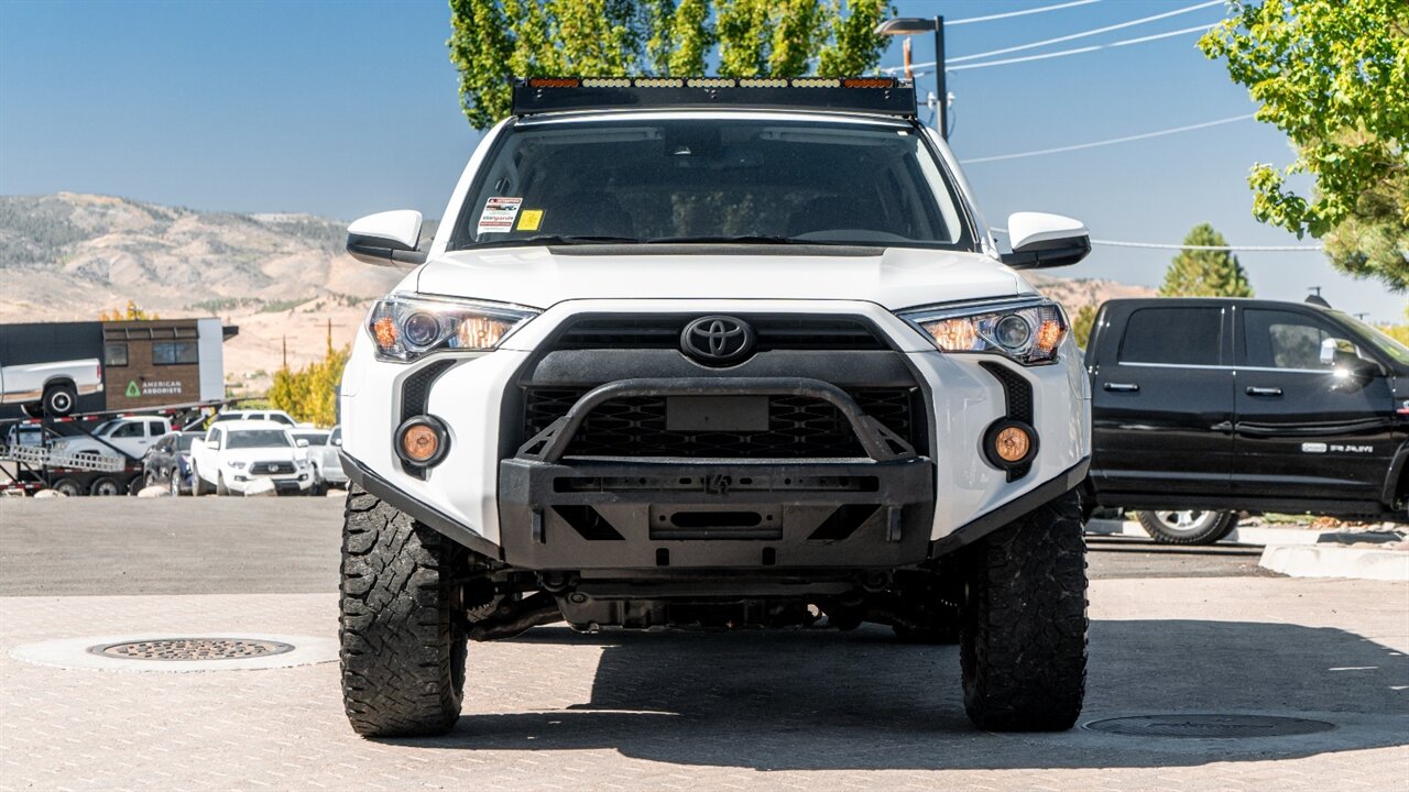 2020 Toyota 4Runner SR5   - Photo 4 - Reno, NV 89511