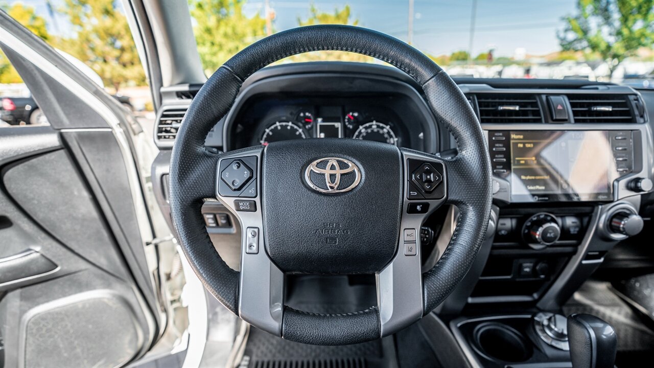 2020 Toyota 4Runner SR5   - Photo 26 - Reno, NV 89511