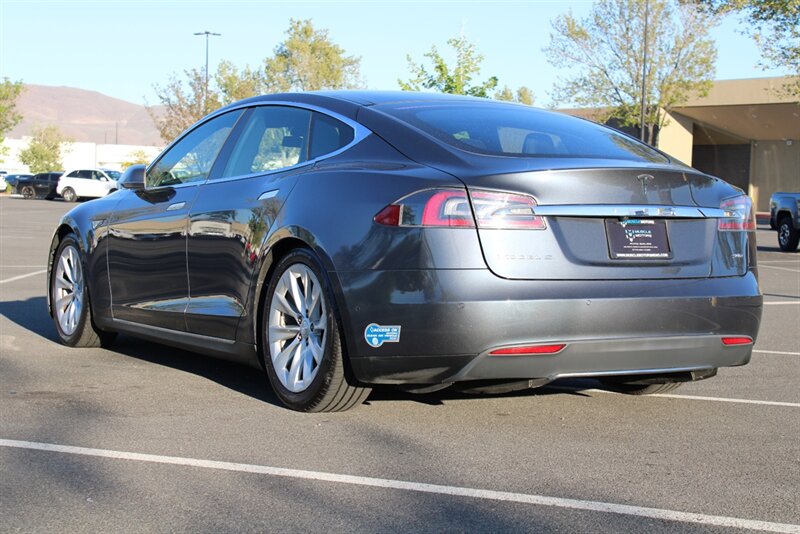 2016 Tesla Model S 70D  