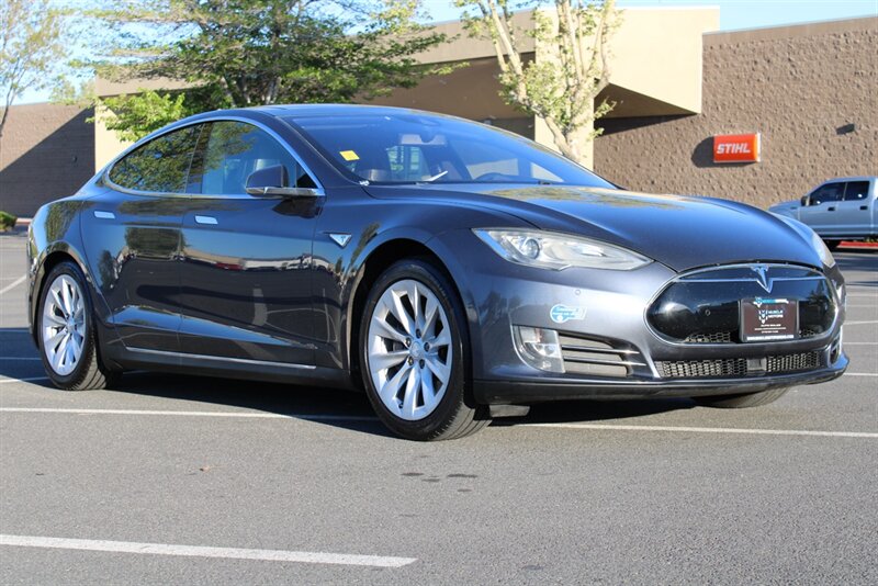 2016 Tesla Model S 70D  