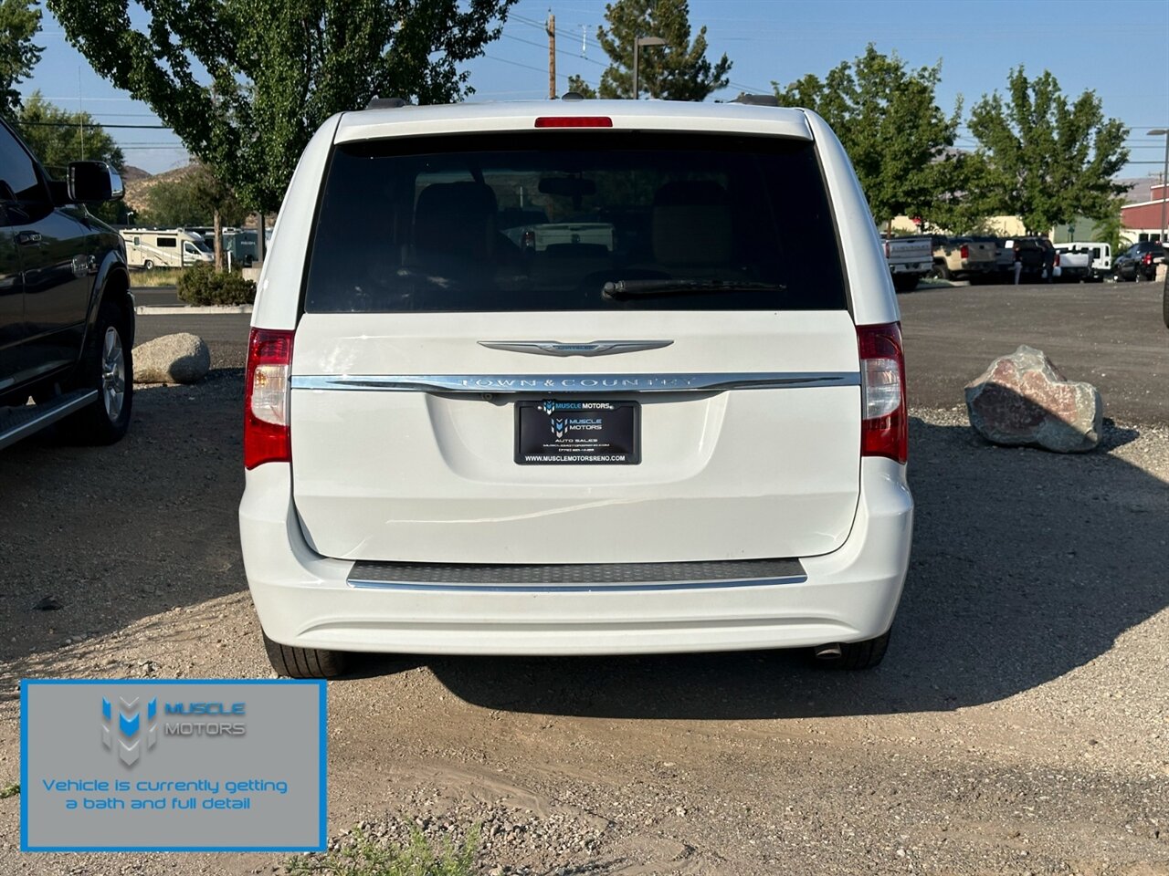 2016 Chrysler Town & Country LX - Photo 5 - Reno, NV 89511