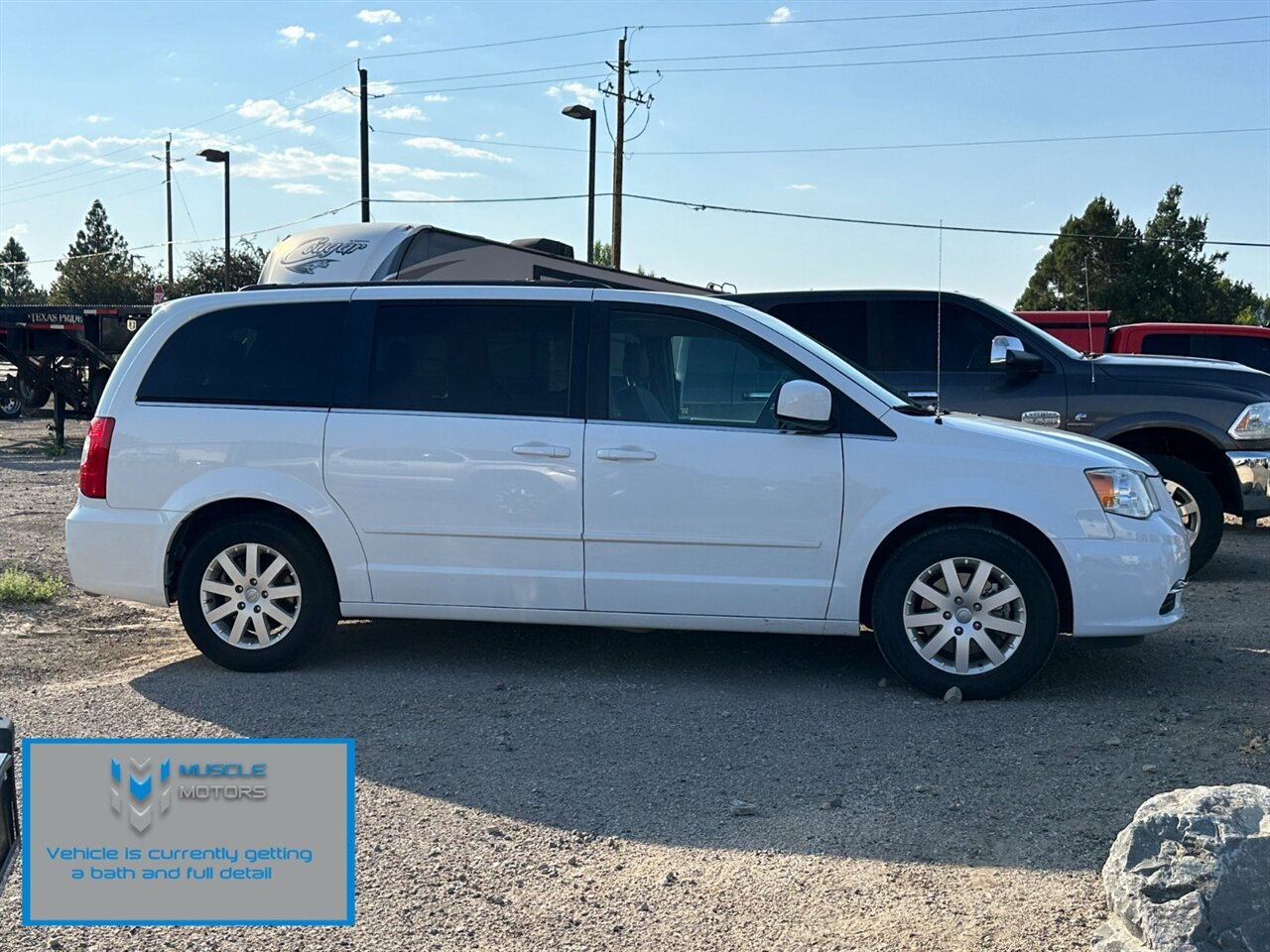2016 Chrysler Town & Country LX - Photo 4 - Reno, NV 89511