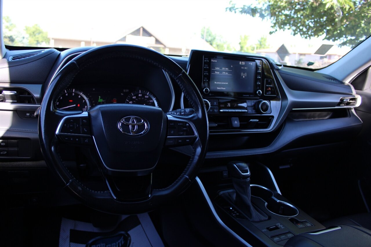 2021 Toyota Highlander XLE - Photo 14 - Reno, NV 89511