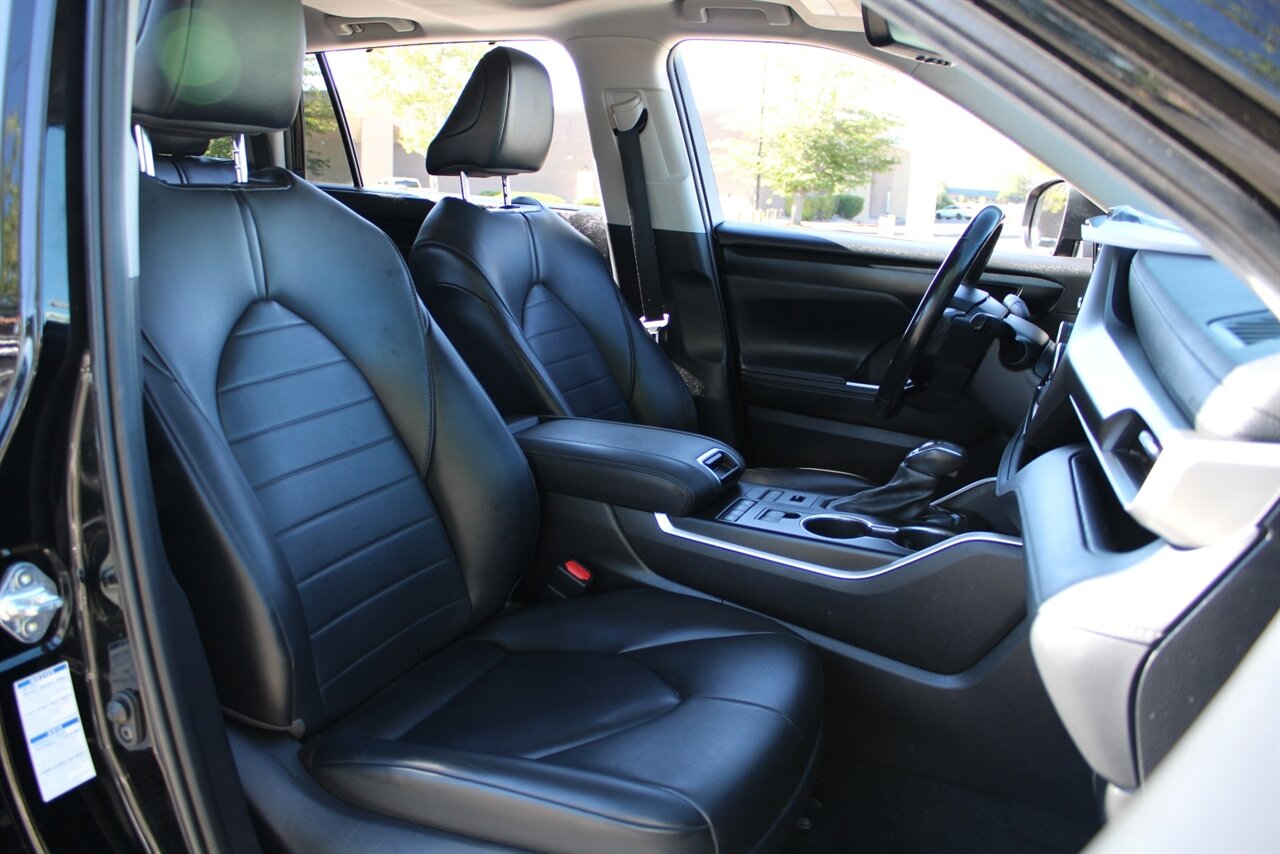 2021 Toyota Highlander XLE - Photo 23 - Reno, NV 89511