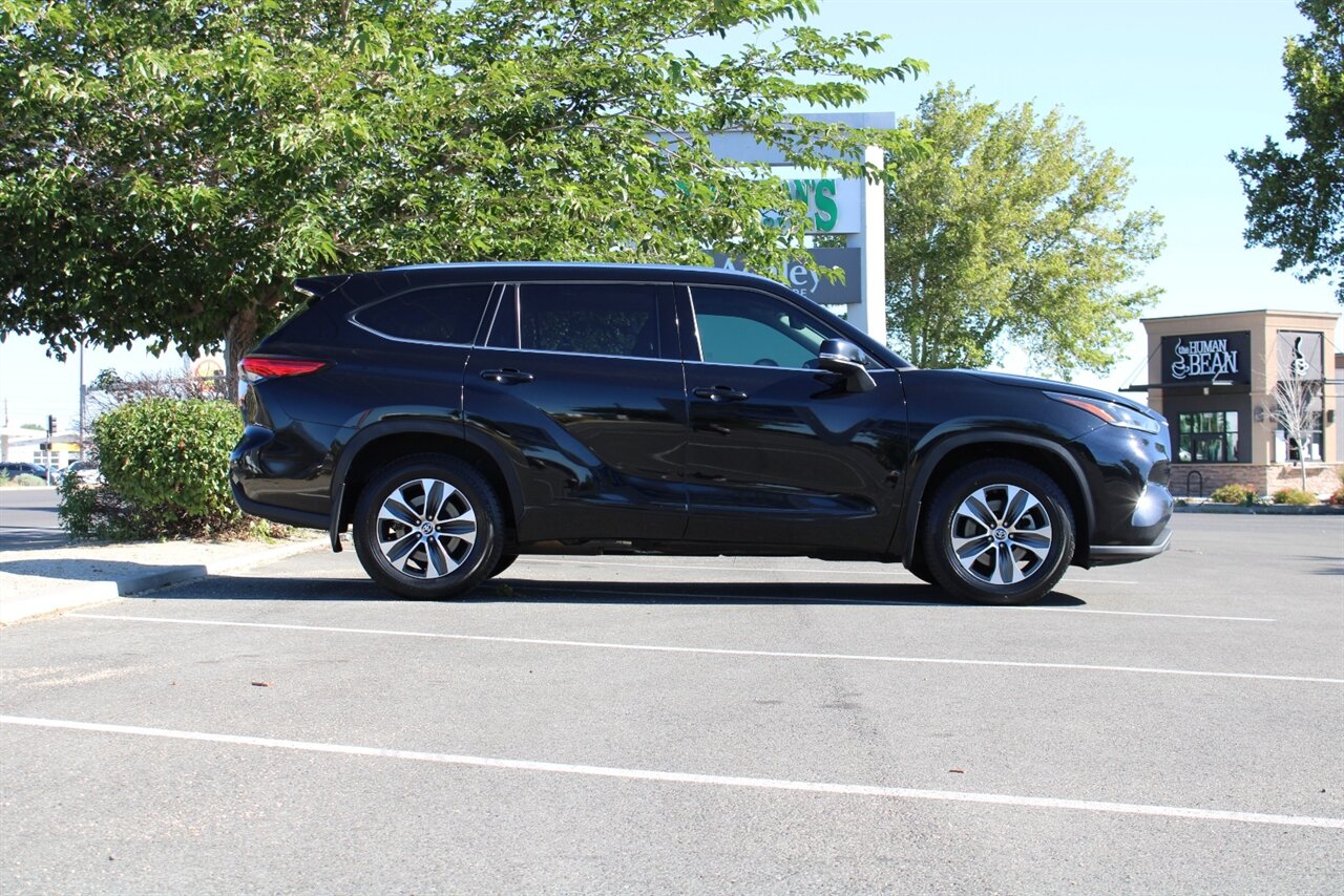 2021 Toyota Highlander XLE - Photo 7 - Reno, NV 89511