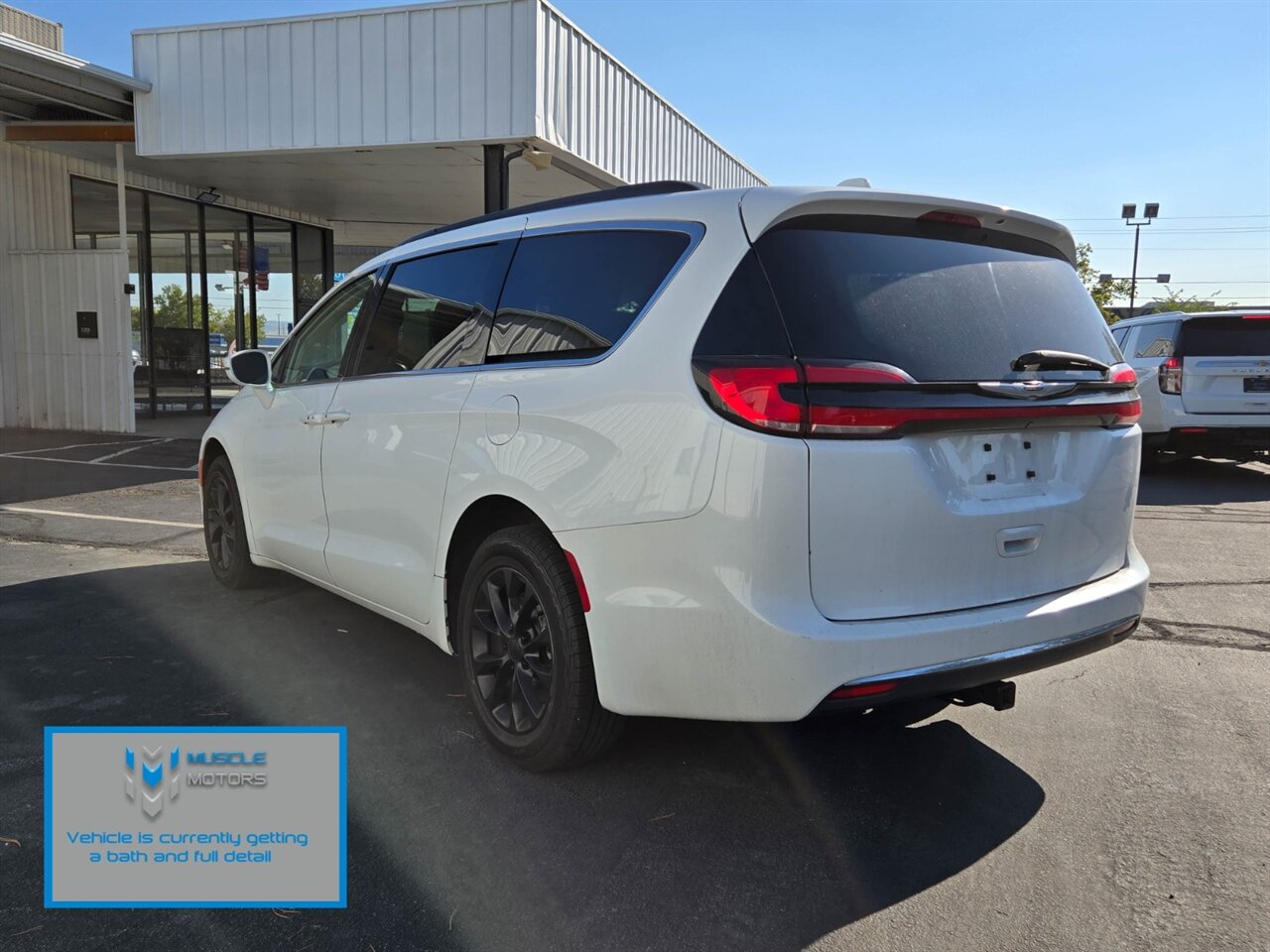 2022 Chrysler Pacifica Touring L   - Photo 2 - Reno, NV 89511