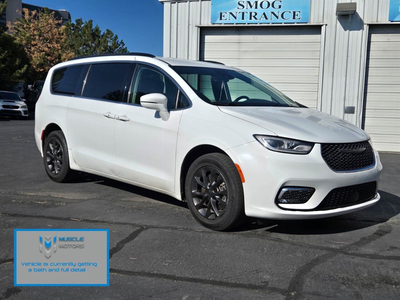 2022 Chrysler Pacifica Touring L   - Photo 1 - Reno, NV 89511