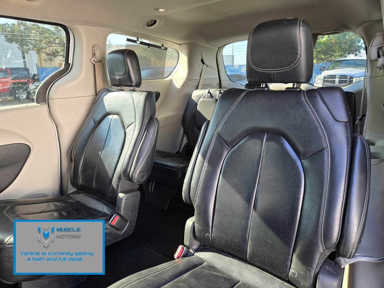 2022 Chrysler Pacifica Touring L   - Photo 10 - Reno, NV 89511