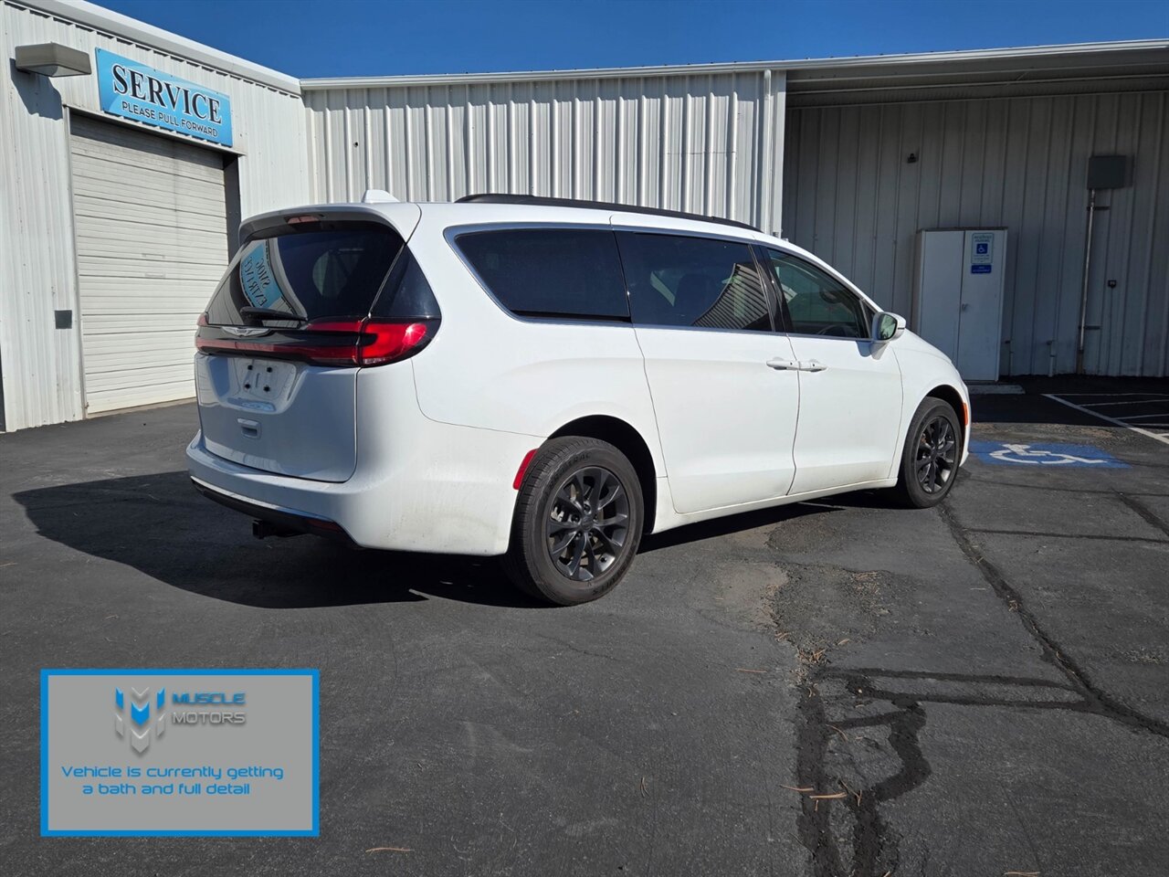 2022 Chrysler Pacifica Touring L   - Photo 8 - Reno, NV 89511