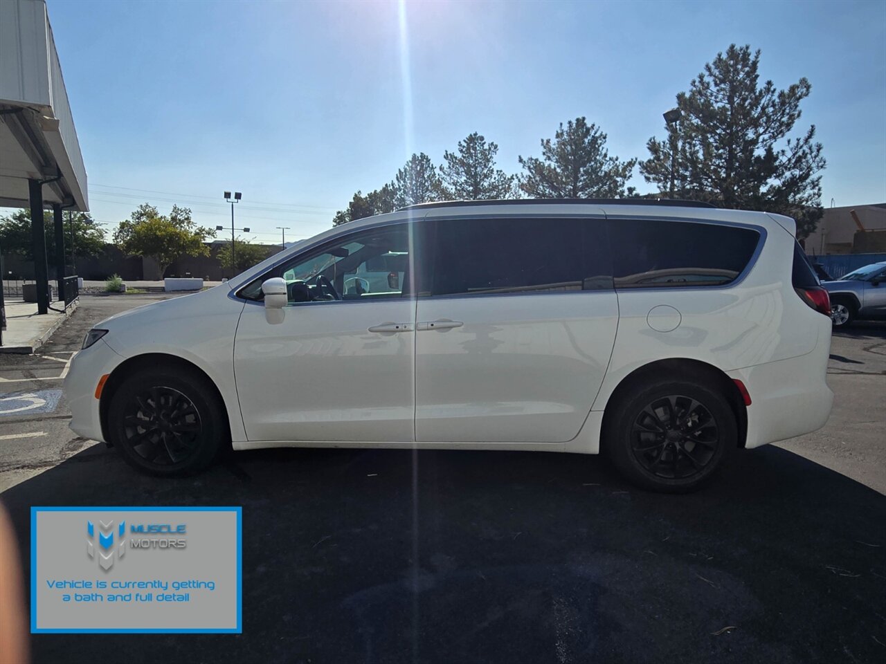 2022 Chrysler Pacifica Touring L   - Photo 3 - Reno, NV 89511