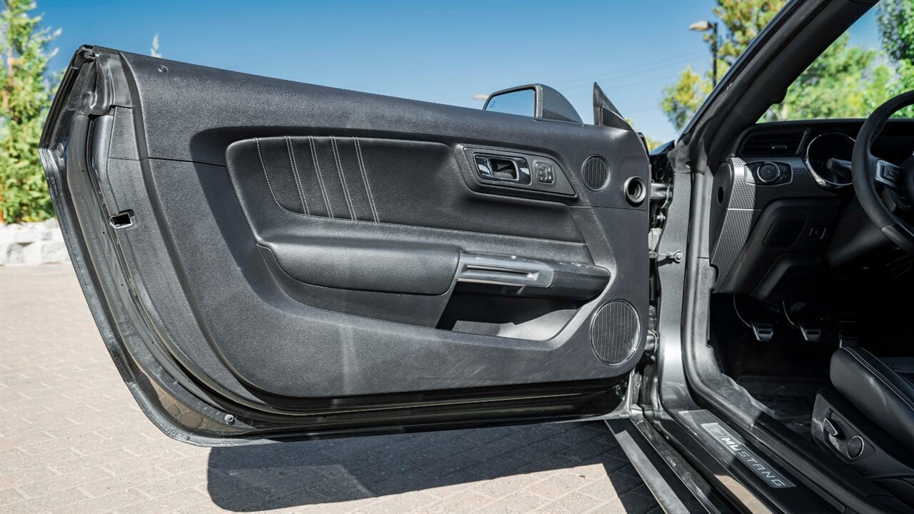 2015 Ford Mustang GT Premium ROUSH SUPERCHARGED - Photo 21 - Reno, NV 89511