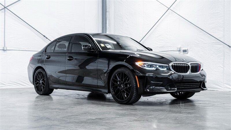 2022 BMW 3 Series 330i  