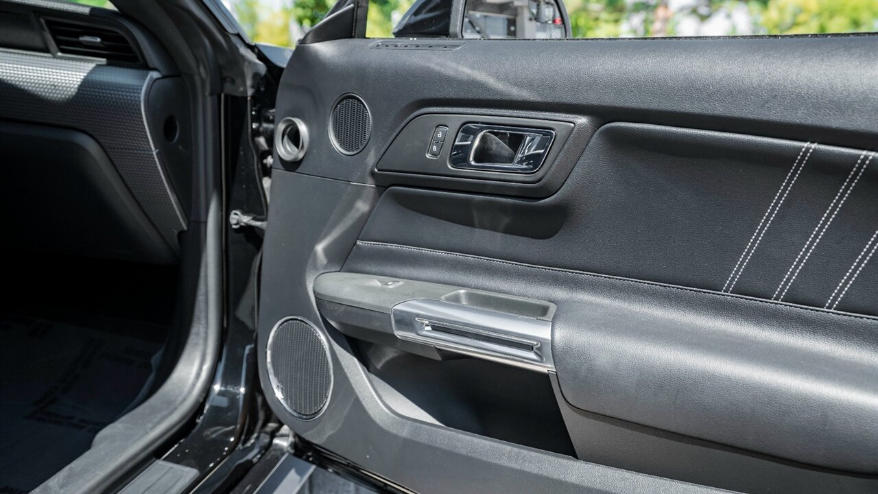 2016 Ford Mustang GT Premium - Photo 39 - Reno, NV 89511