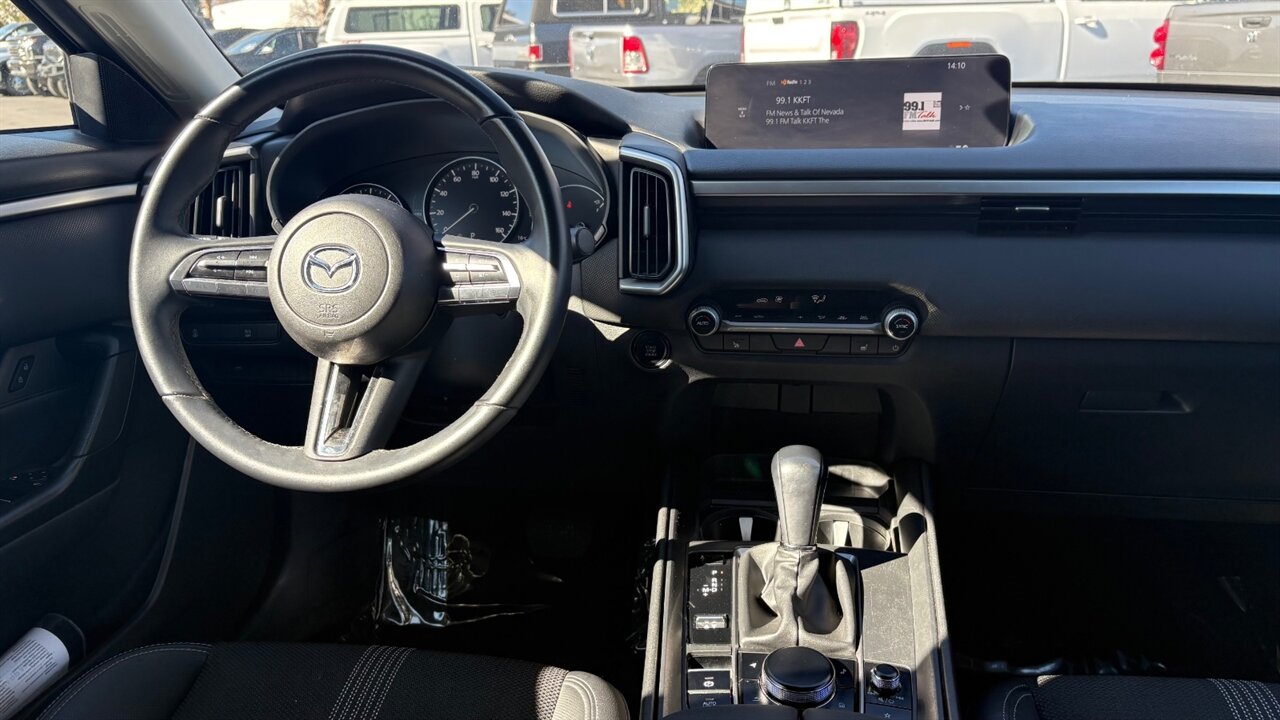 2025 Mazda CX-50 2.5 S Preferred Package   - Photo 14 - Reno, NV 89511