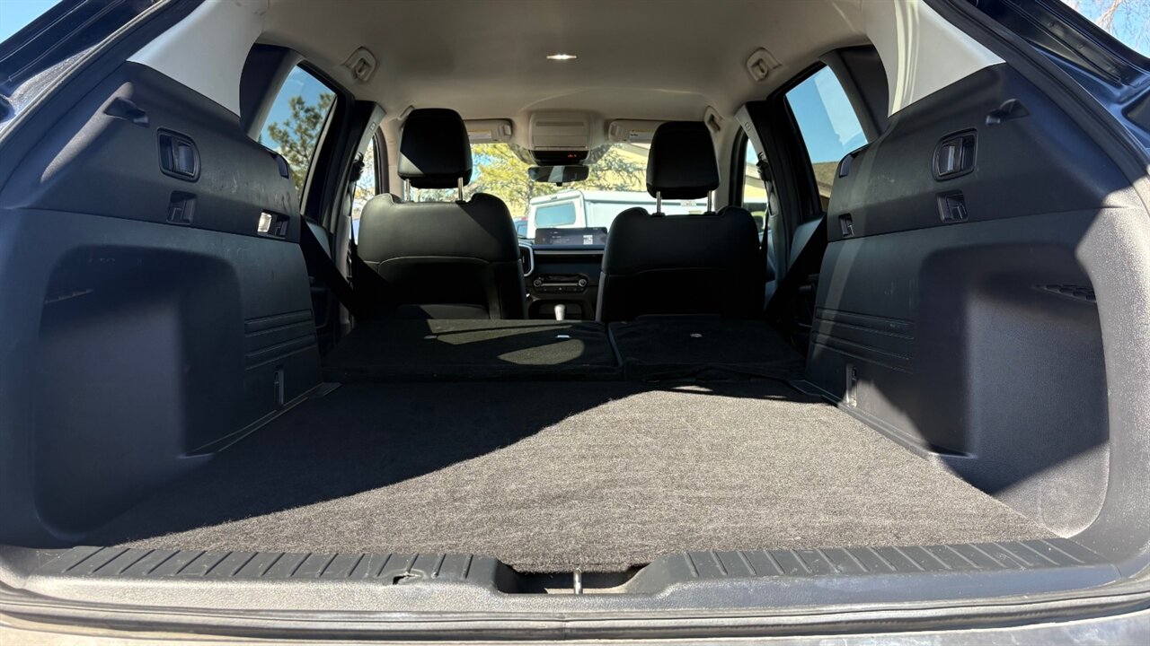 2025 Mazda CX-50 2.5 S Preferred Package   - Photo 28 - Reno, NV 89511