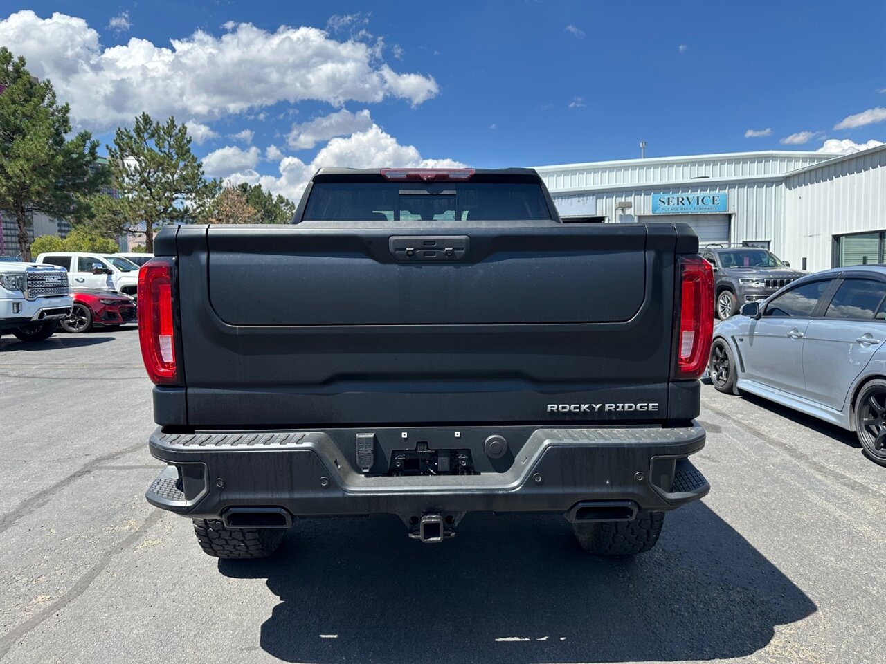 2020 GMC Sierra 1500 AT4 - Photo 4 - Reno, NV 89511
