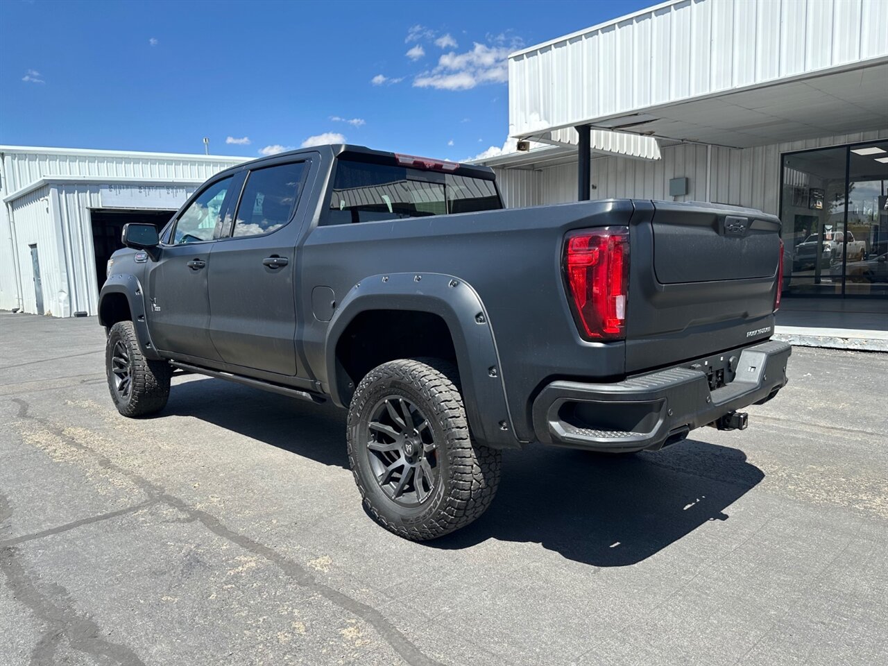 2020 GMC Sierra 1500 AT4 - Photo 2 - Reno, NV 89511
