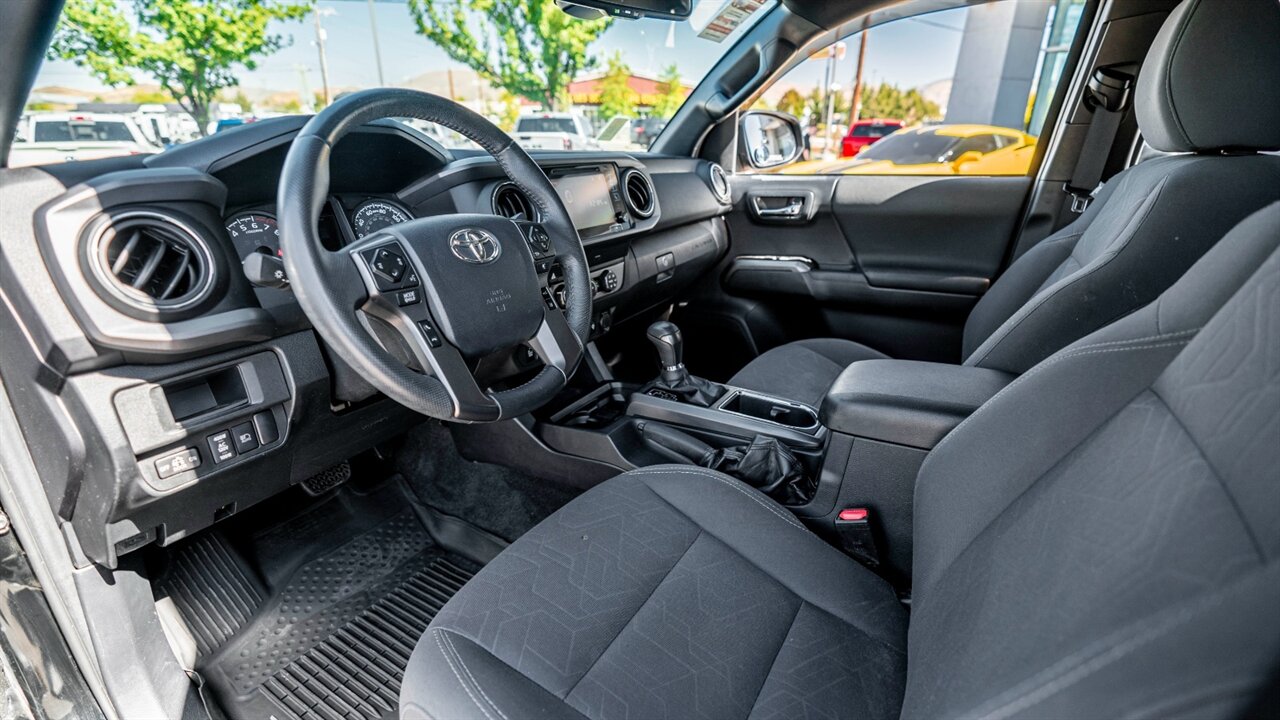 2019 Toyota Tacoma TRD Sport V6  BRAND NEW 18 " WHEELS/TIRES - Photo 17 - Reno, NV 89511