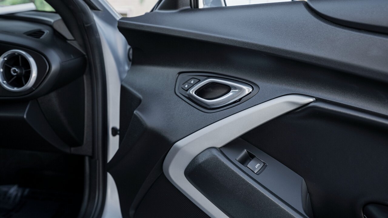 2018 Chevrolet Camaro SS 1SS - Photo 22 - Reno, NV 89511
