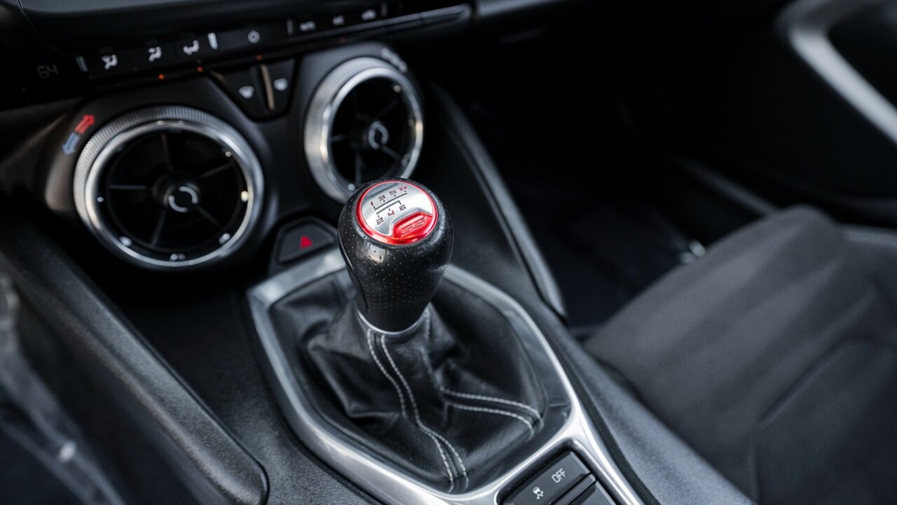 2018 Chevrolet Camaro SS 1SS - Photo 32 - Reno, NV 89511