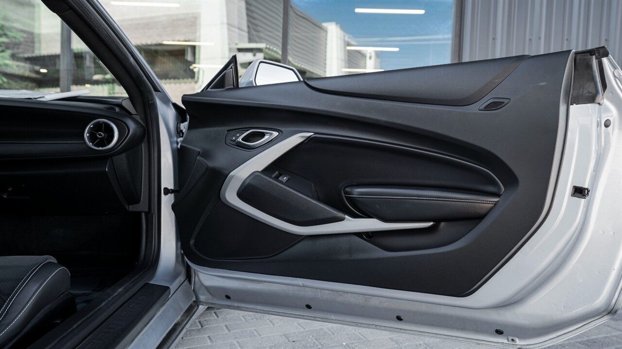 2018 Chevrolet Camaro SS 1SS - Photo 35 - Reno, NV 89511