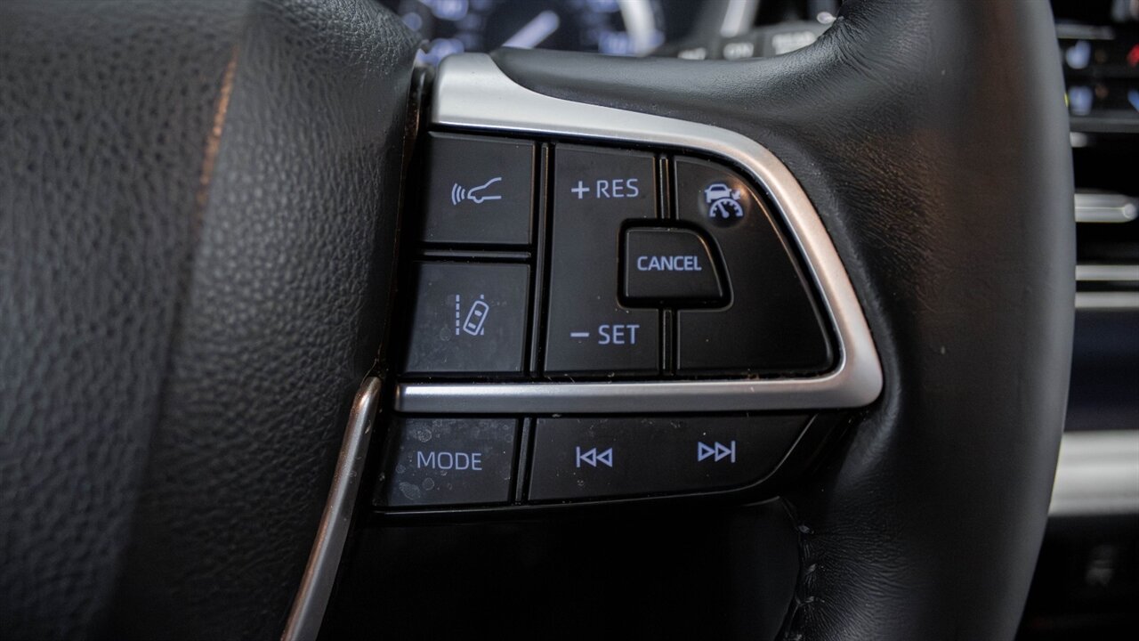2022 Toyota Highlander Limited - Photo 27 - Reno, NV 89511