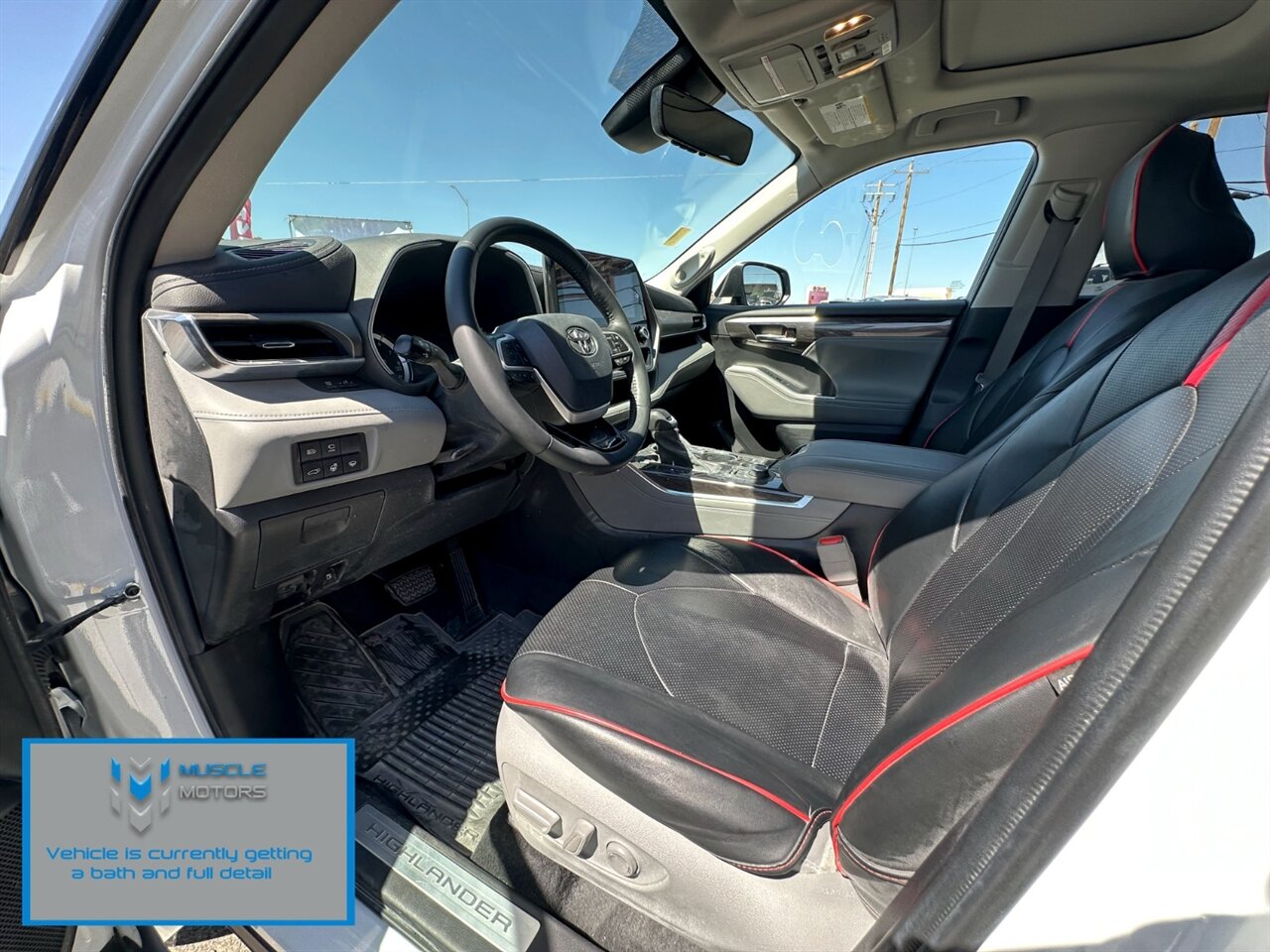2022 Toyota Highlander Limited   - Photo 8 - Reno, NV 89511
