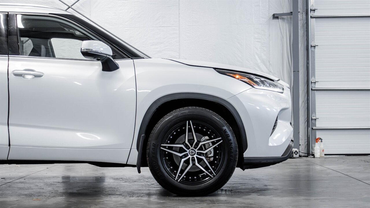 2022 Toyota Highlander Limited - Photo 15 - Reno, NV 89511