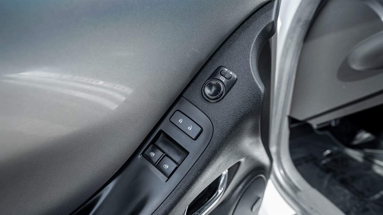 2015 Chevrolet Camaro SS 2SS   - Photo 22 - Reno, NV 89511